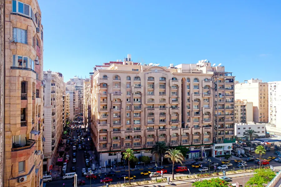 شقة للايجار المفروش 150 م سموحه (متفرع من ش فوزي معاذ)