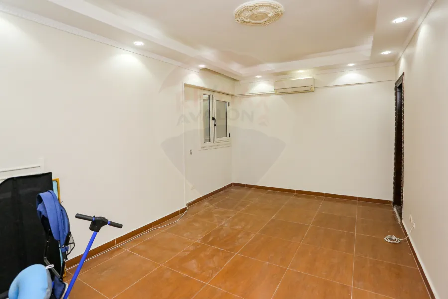 Apartment for sale 155 m Sidi Gaber (Branched from Al-moshier st)