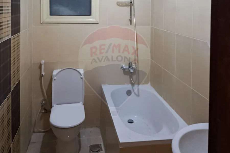 شاليه للبيع الساحل (رأس الحكمة - قرية Emirates Heights)