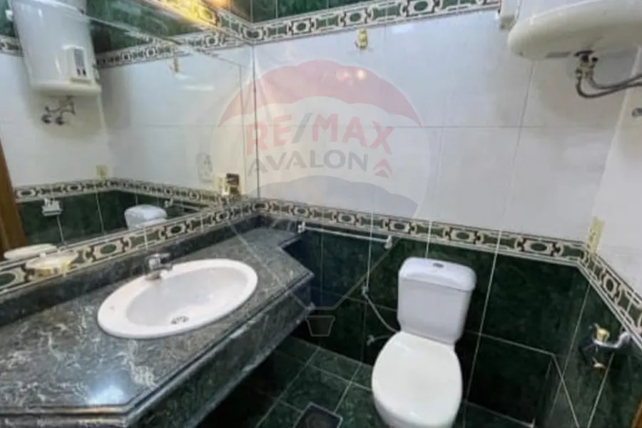 Villa for sale 330 m Masr Al-Gedida (Al-Sheratoon)