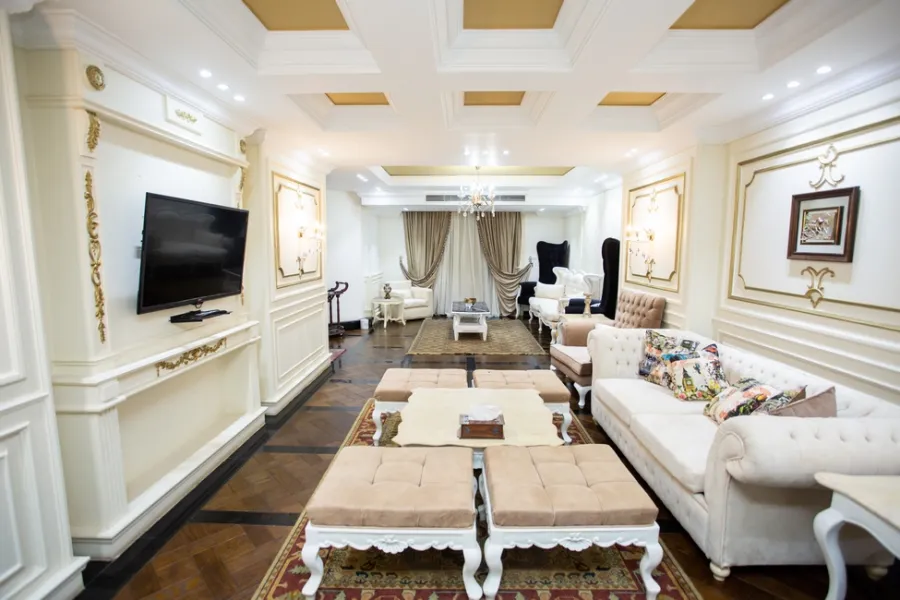 شقة فاخره للبيع 255م وابور المياه