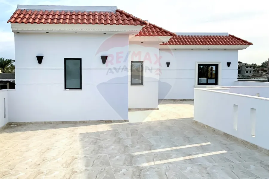 فيلا ستاند الون للبيع 750 م كينج مريوط (خلف واحة خطاب)