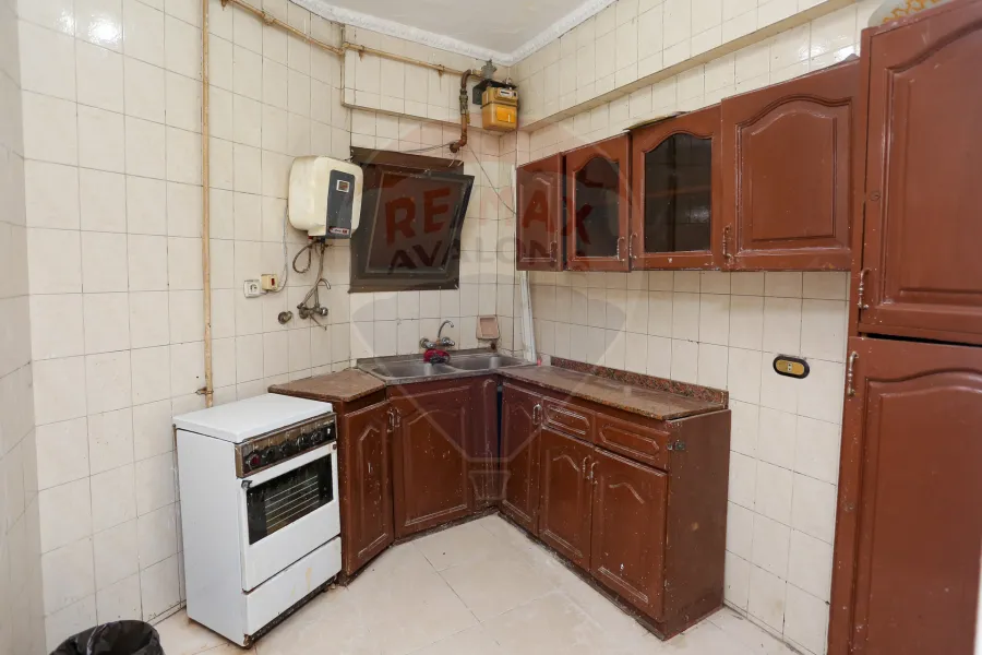 مقر ادارى للبيع 180م  لوران ( ش الاقبال الرئيسي)