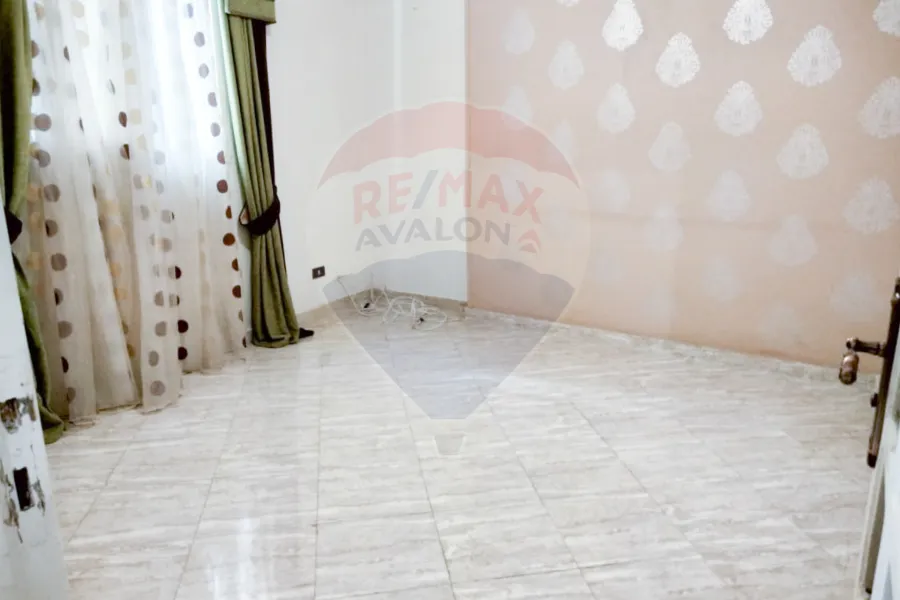 Apartment for rent 125 m Louran ( Steps from Abo Qeer )