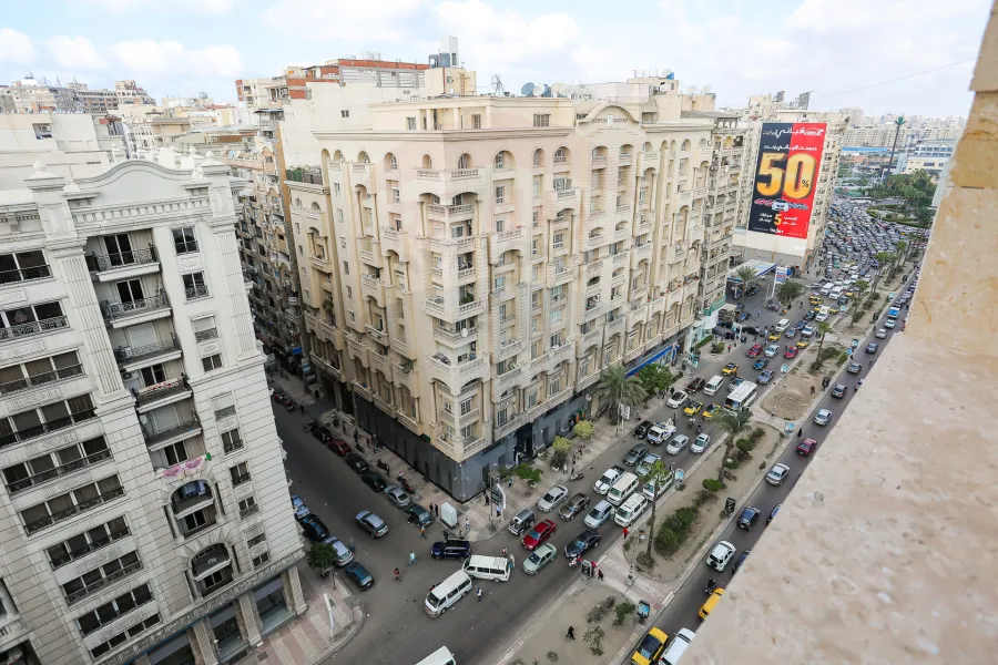 شقة دوبلكس للبيع 320 م + 100 م روف سموحة (ش فوزي معاذ)