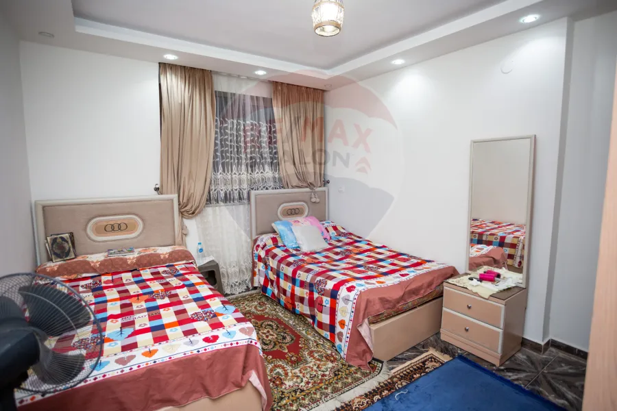 Licensed apartment for sale 155 m Janaklis (Directly on the tram)
