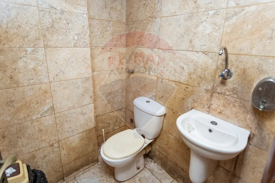 Shop for sale 100 m Sidi Gaber (steps from Al Musheer Street)