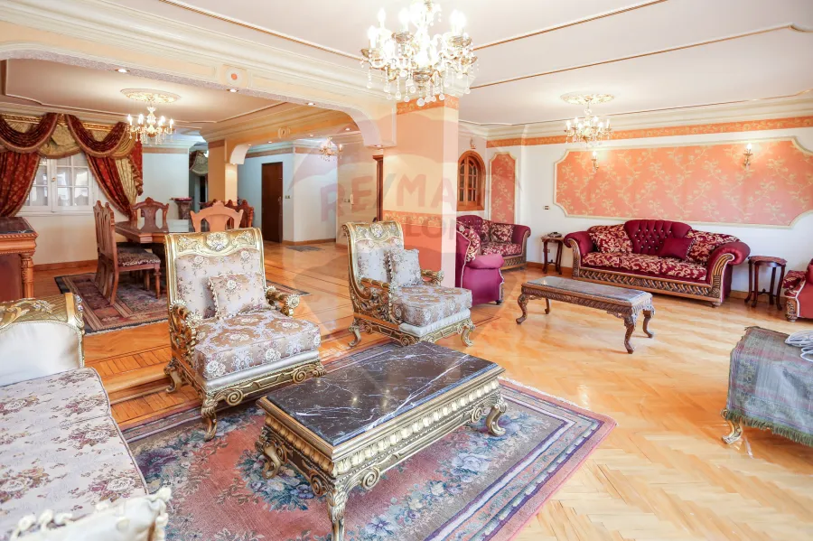 شقه للبيع 322 م  ستانلي (علي البحر مباشرة)