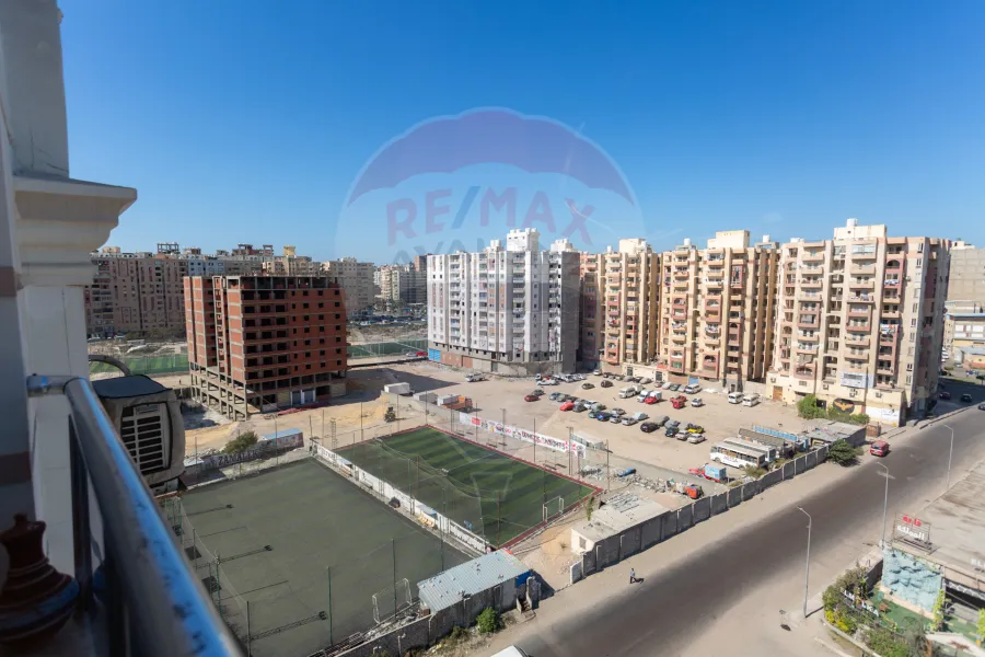 شقة للبيع 125 م السيوف (تقاطع ش النخيل مع ش السيوف)