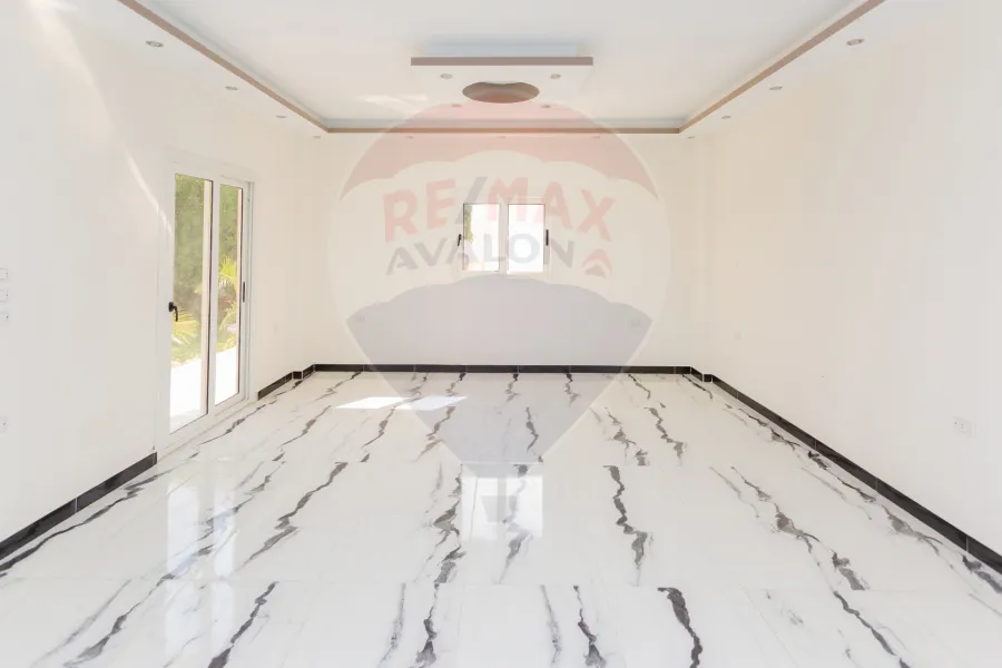 فيلا تاون هاوس للإيجار840 م الكينج مريوط (تقسيم البحر المتوسط)