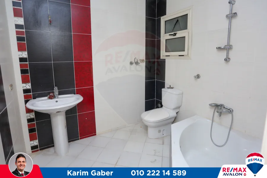 Apartment for sale 198 m Smouha (Continental Towers - Fawzy Moaz St.)