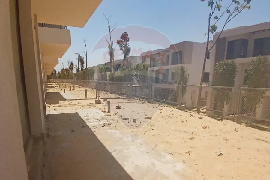 تيسيرا للبيع 242 م (كومباوند بالم هيلز الإسكندرية)