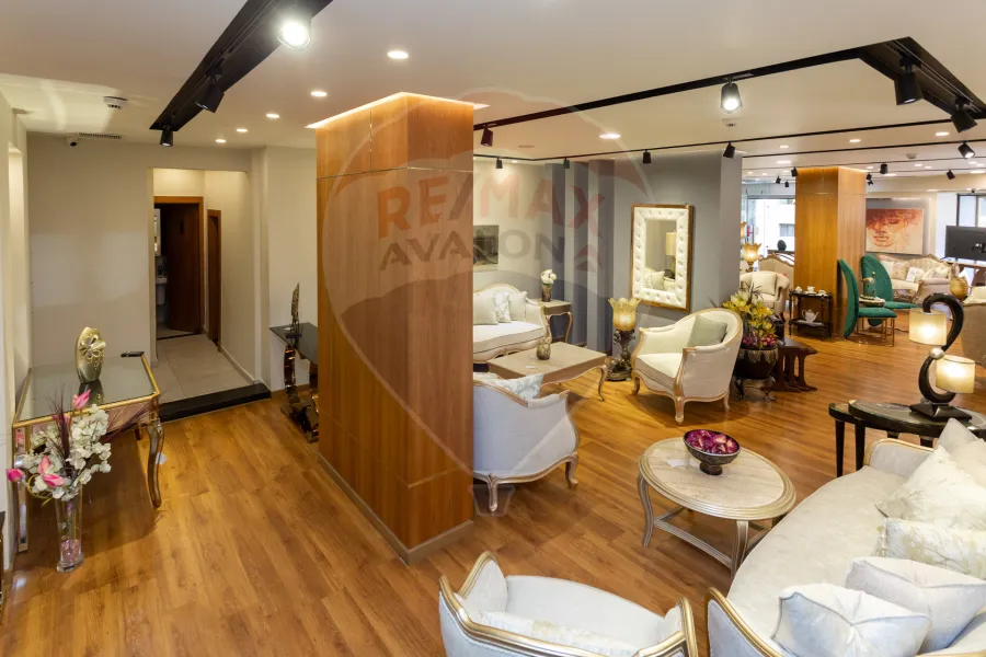 Shop + Mezzan for sale 500 m Louran (Shaarawy St.)