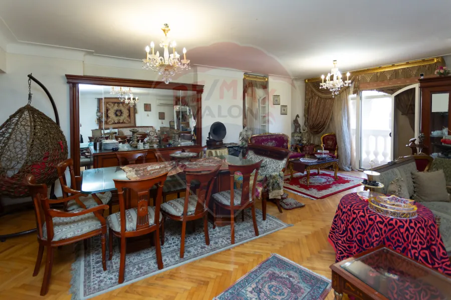 Apartment for sale 240 m Glim (Abdel Salam Arif St.)