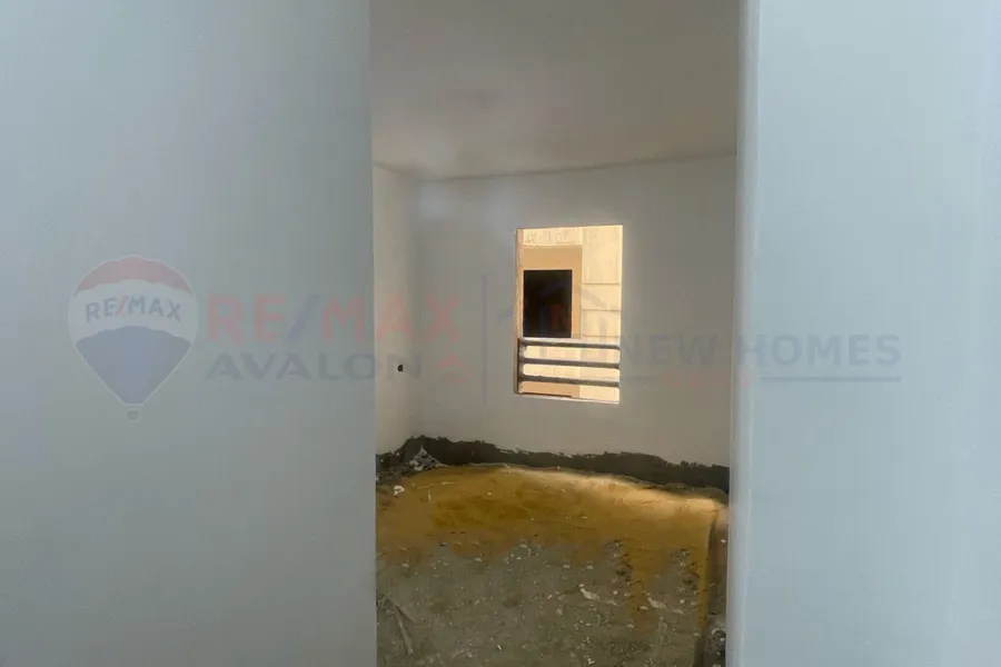 شقة للبيع 135 م سموحة الجديدة  ( كومبوند اليجانس )