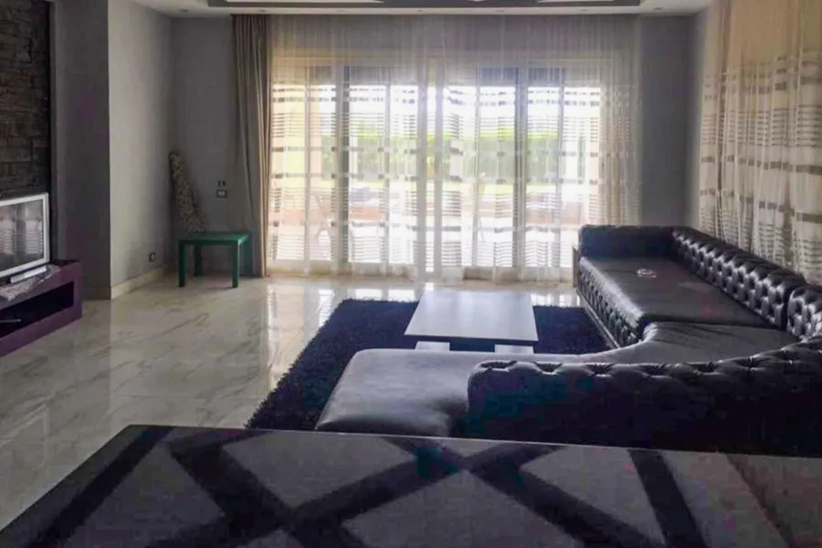 سنيور شاليه ارضي بجاردن للبيع (هاسيندا باي - سيدي عبدالرحمن) 200 م