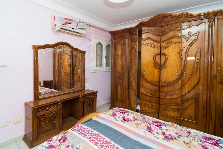 Apartment for sale 135 m Mandara (directly on the sea)