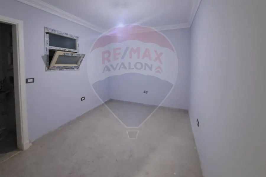 Administrative unit for rent 120 m Moustafa Kamel (directly Abu Qir st.)