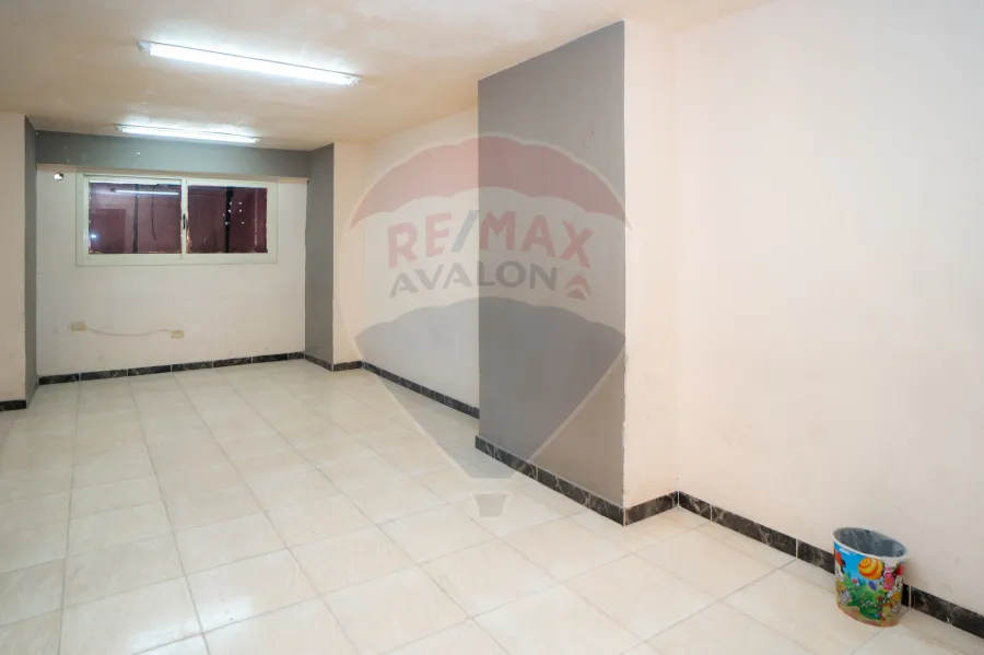 مقر إداري للايجار 320 م سموحة ( ش تقسيم القضاه)