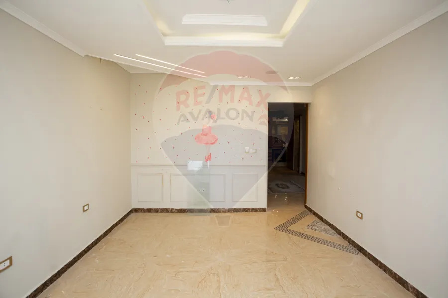 Duplex Apartment for sale 225 m Stanley (Abdel Hamid Al-Abadi St.)