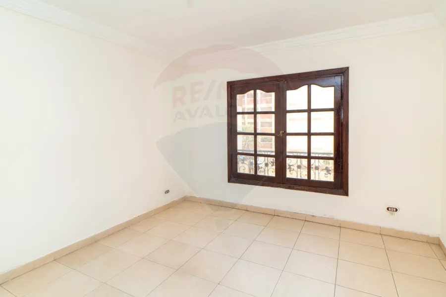 Administrative Apartment for Rent 100 m Asafra (Gamal Abdel Nasser St.)