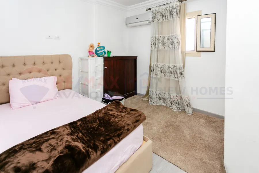 شقة للبيع 140 م كفر عبده (ش ابراهيم راجي)