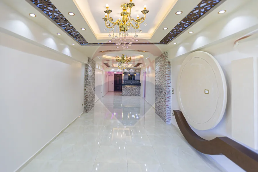 شقة للايجار 185 م سموحه الجديده (كومباوند سموحه جرين - بجوار سموحه انترانس )