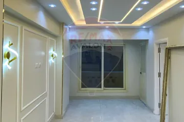 شقة للبيع 135 م سابا باشا (خطوات من البحر)