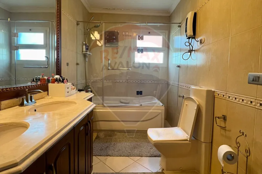 Standalone villa 640 m for sale King Mariout