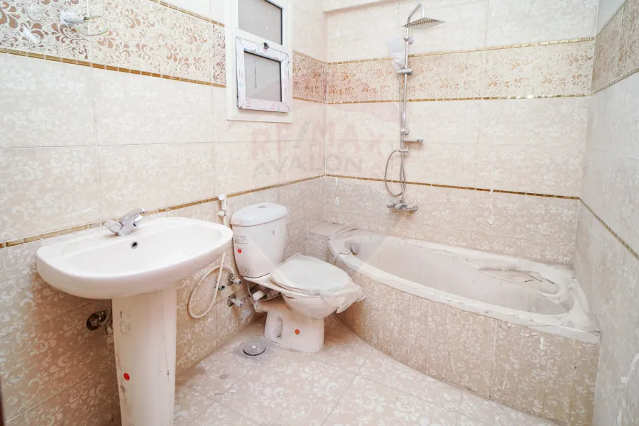 شقة دوبلكس للبيع 180 م لوران (ش الاقبال الرئيسى)