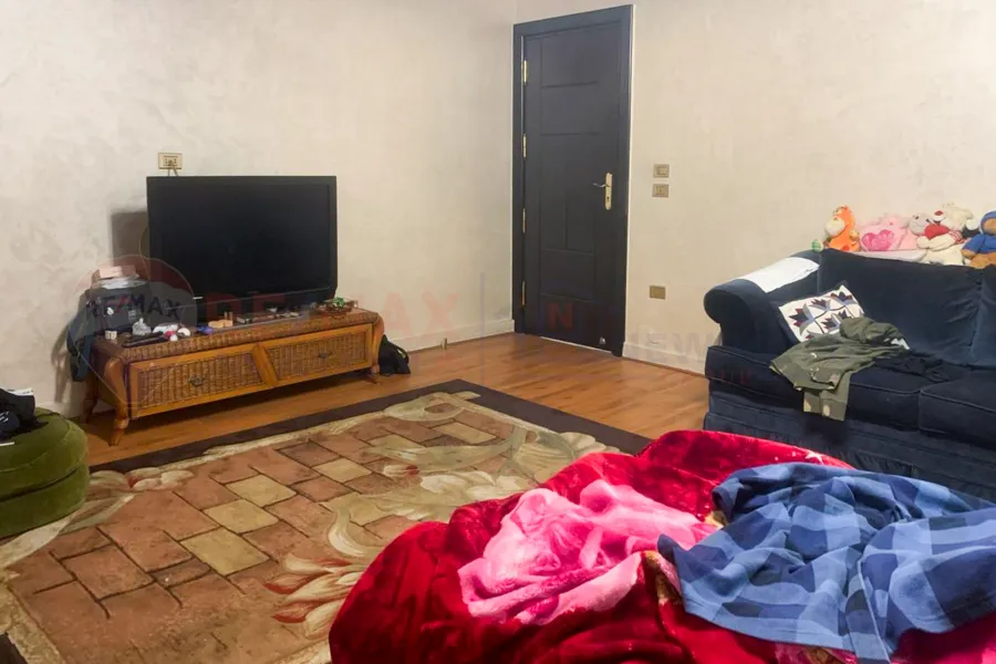 Apartment for sale 85 m Gleem (second number from Abu Qir St)