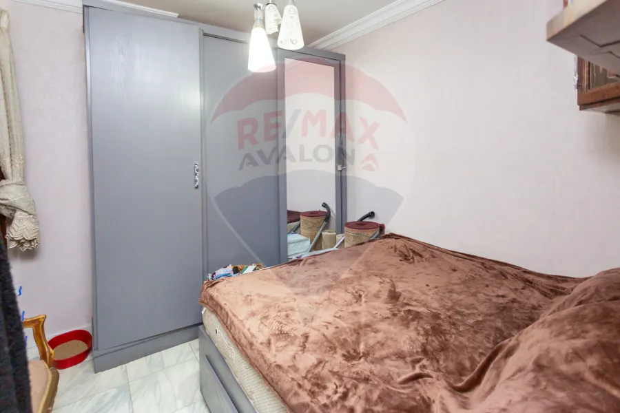 Apartment for sale 130 m Jnaklis (Steps From Abu Qer St.)