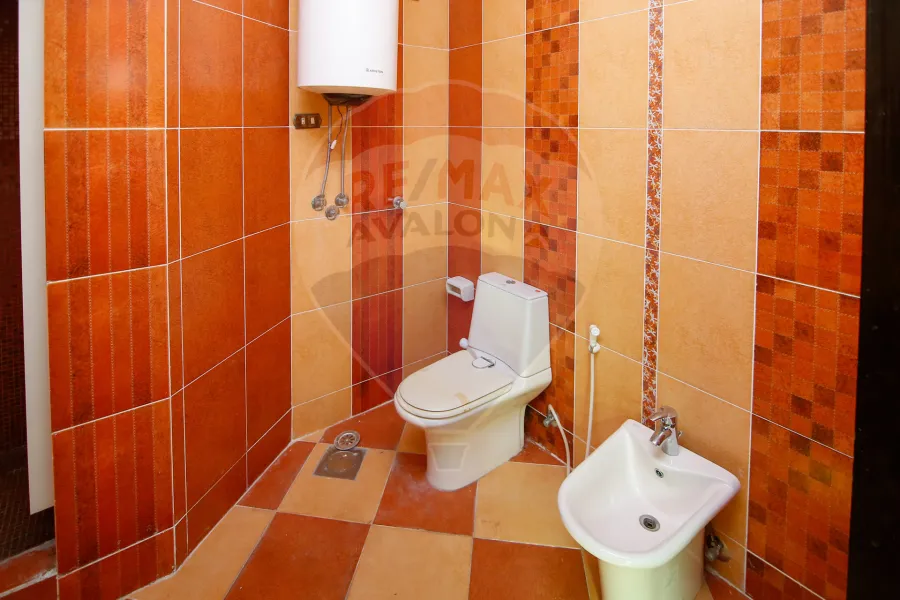 Villa for sale 1,650 m King Mariout (106 st)