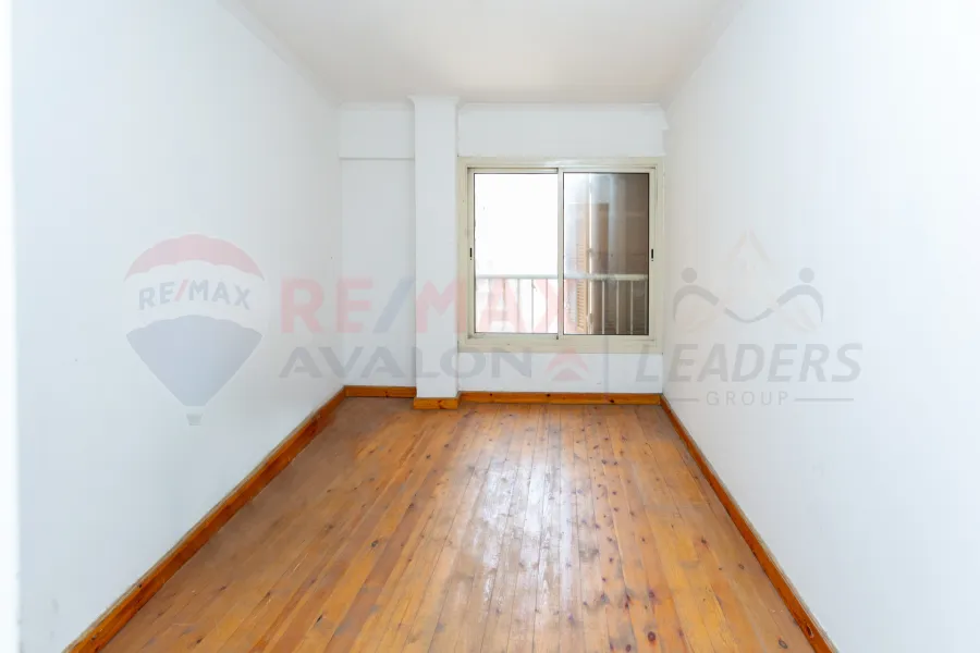 Apartment for sale 192 m Louran (on the sea)