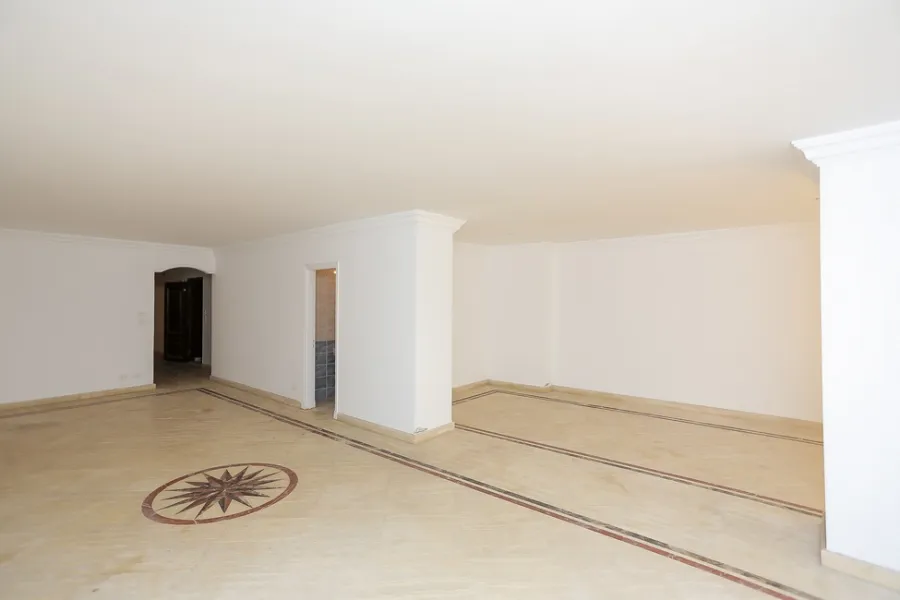 Apartment For Sale 210m Camp-chizar (Steps From University Bridge)