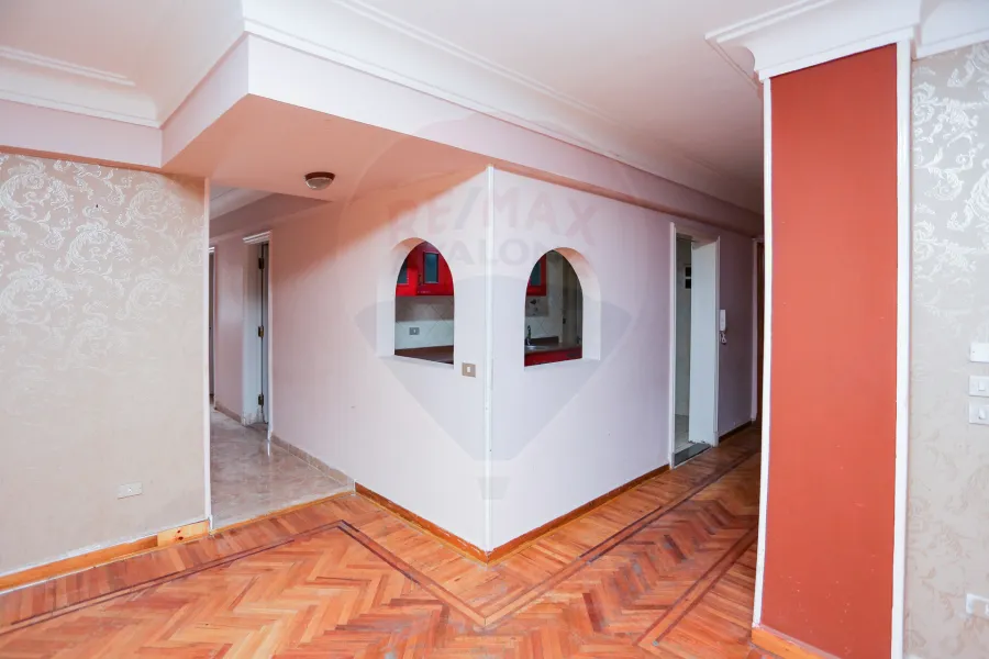 شقة للبيع 160 م كفر عبده (ش ابراهيم راجي )