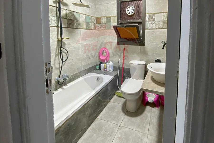 Apartment for sale 106 m Smouha (Branched From Fawzy Moaz St.)