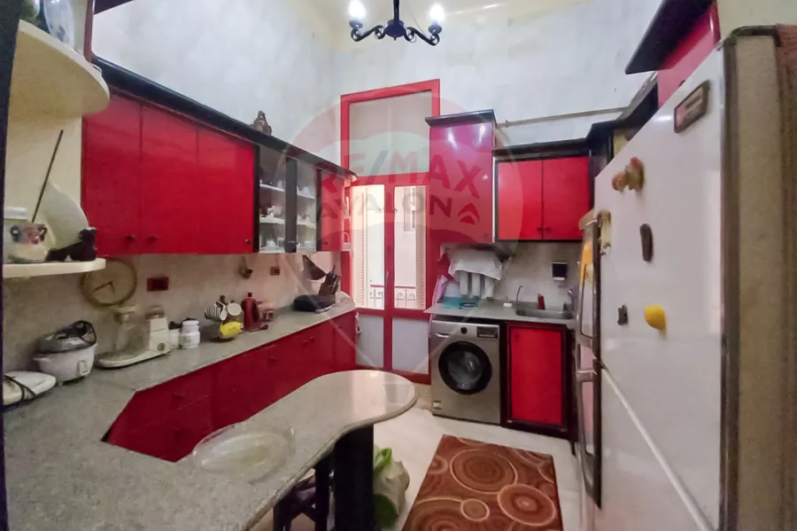 شقة للبيع 253 م جليم (ش دياب)