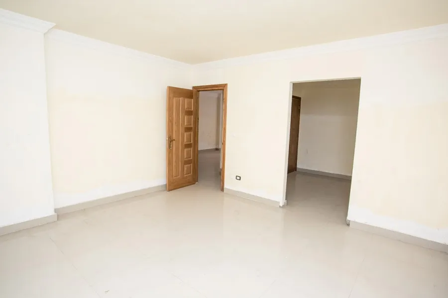 Administrative Apartment for rent 145m Camp shezar (Tram Station - Omar lotfy St.)