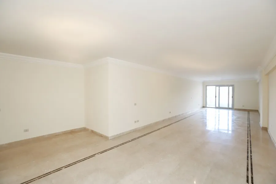 شقة للبيع 254م سابا باشا (عمارة السرايا رويال بلازا)