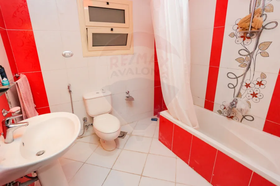 Furnished apartment for rent 230 m Gleem ( branched from the sea-steps from the tram)