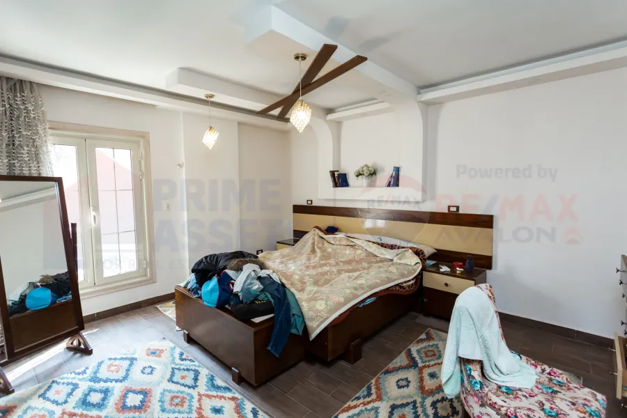 شقة للبيع 150 م سيدي بشر (ش جمال عبد الناصر تقاطع ش محمد نجيب)