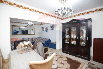 شقة للبيع 130 م سبورتنج (ش بورسعيد)