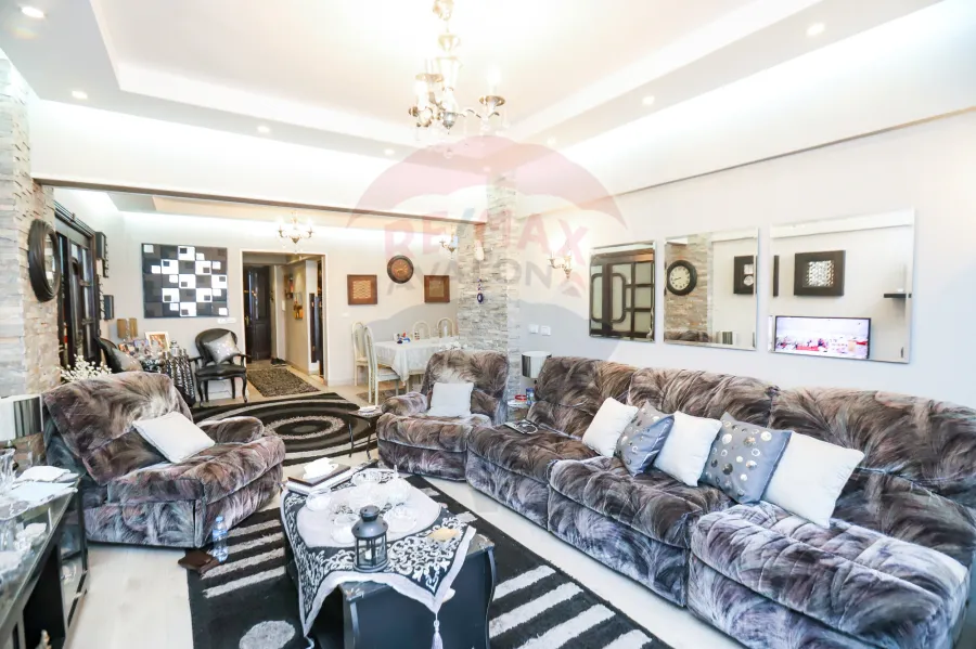 شقة للبيع 148 م سموحة (شارع بهاء الدين الغتوري)