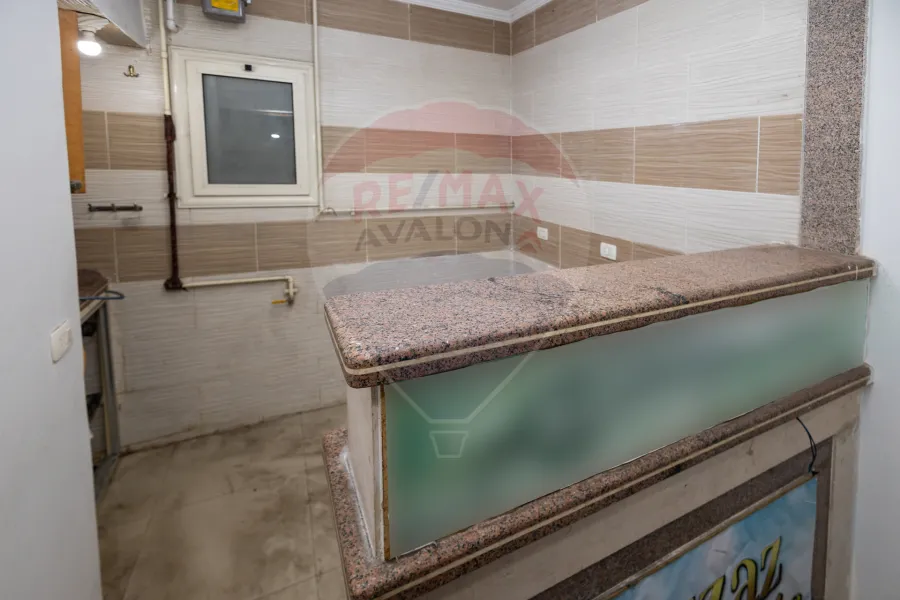 Adminstrative Apartment for sale 150 m Camp Shezar (Port Said St)