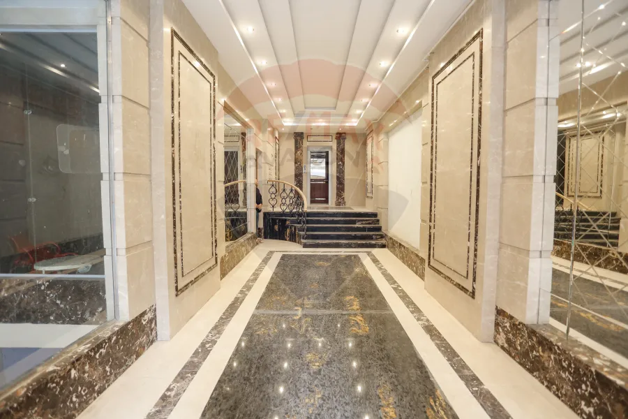 شقة للبيع 175 م رشدي (شارع رشدي باشا)