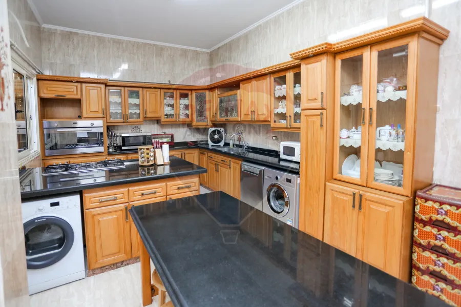 Duplex for sale 900 m Roshdy ( Abd El Hameed El Abady st )