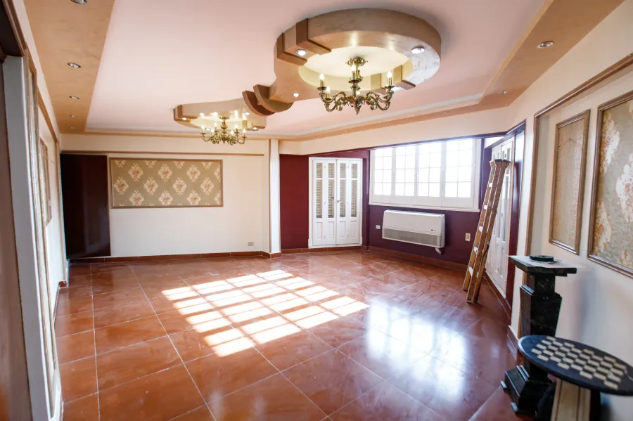Apartment for sale 325m Smouha (Bahaa Eldein Elghatoury)