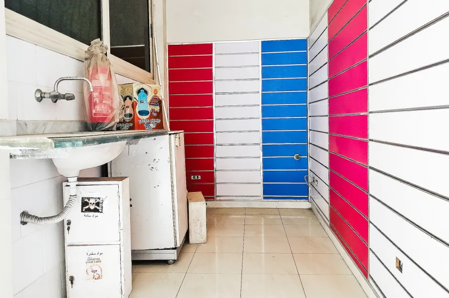 صيدلية للايجار 28 م المنشية ( بجوار القنصلية السويدية )