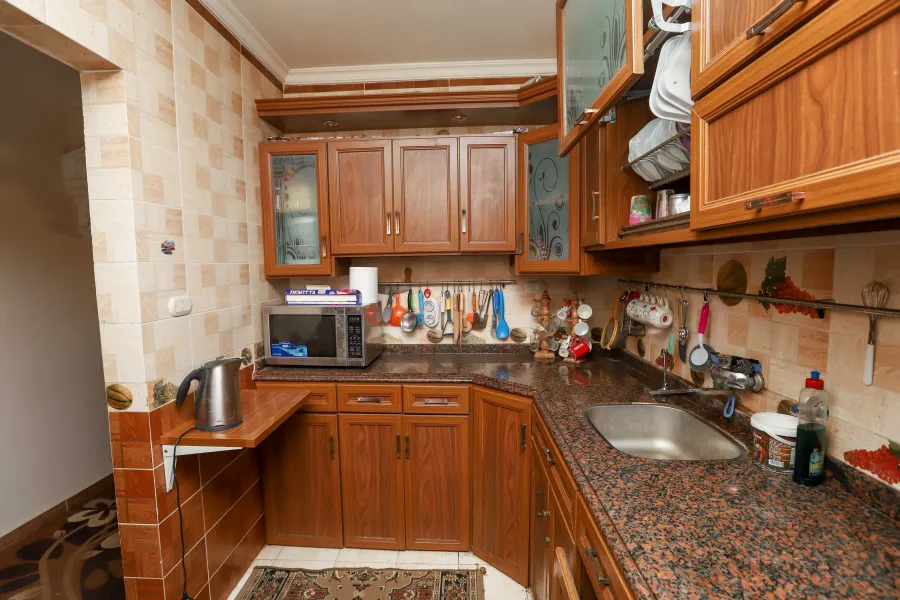 شقة للبيع 155م جناكليس -ش عبدالمنعم الدليل